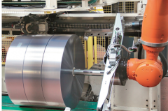 包装机器人准确、快速的包装过程